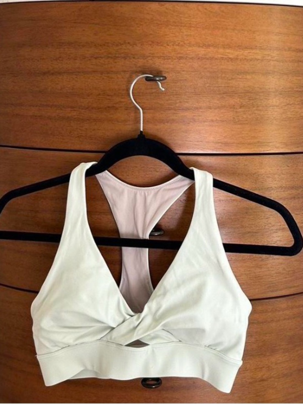 Lululemon twist front sport bra